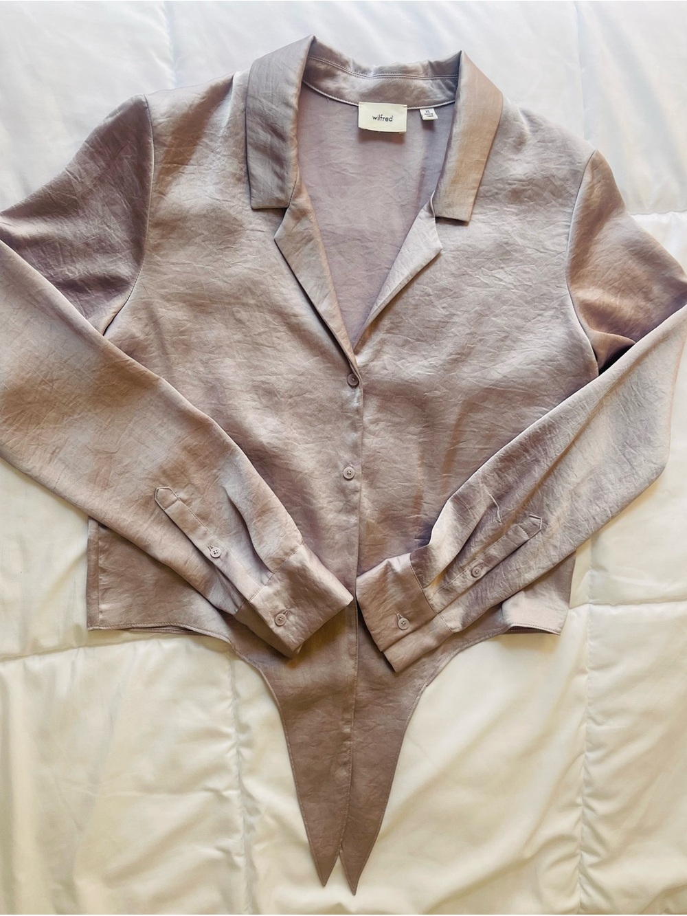 Wilfred Mauve Button-Front Satin Tie-Hem Shirt
